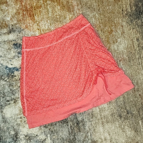 ** 2/$25 ** Athleta Crossroads Burnout Skirt in Watermelon 🍉 - Picture 1 of 10